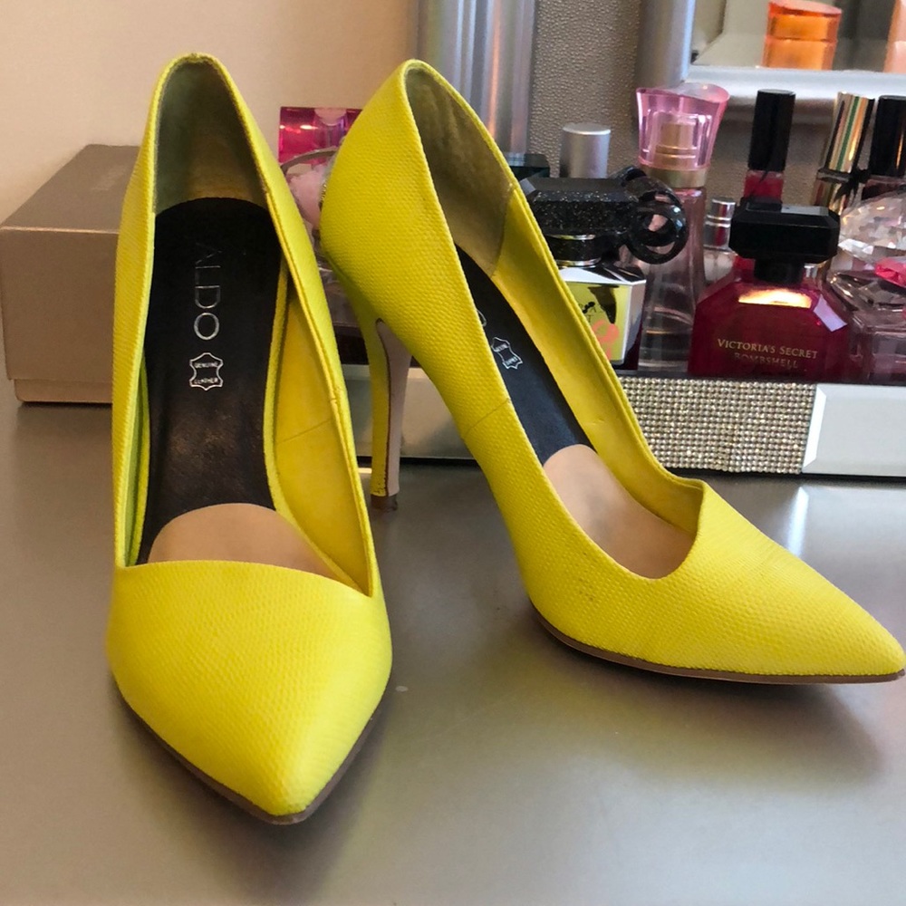 Aldo Women's Yellow Pointed-Toe Stiletto Heels
